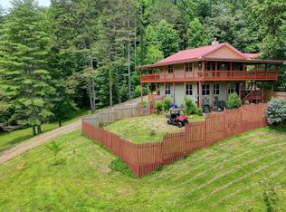 84 Vella Ridge Dr, Hayesville, NC 28904