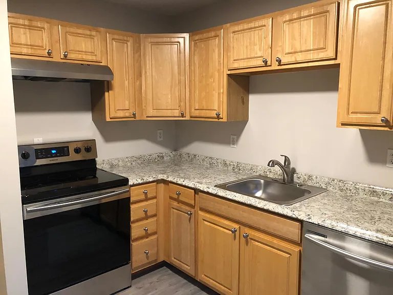 38 Westford St #38 — Photo 9