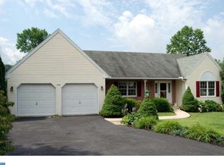 219 Pennsylvania Ave, Sinking Spring, PA 19606
