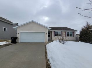 915 SW 47th Cir, Ankeny, IA 50023