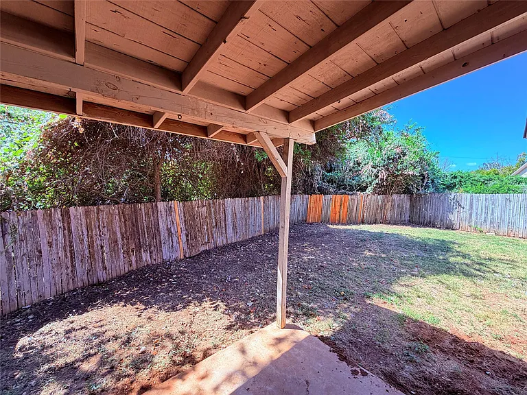 2301 Whitlow Cv — Photo 29