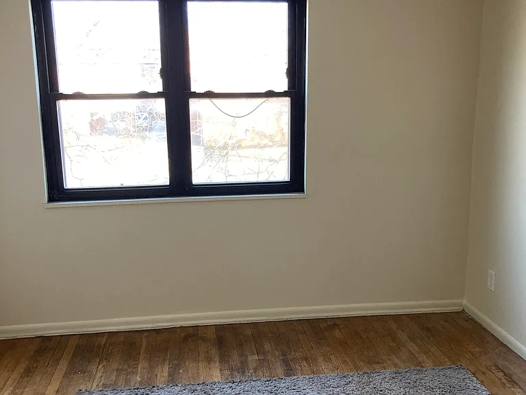 17939 Lakeshore Blvd #204 — Photo 5