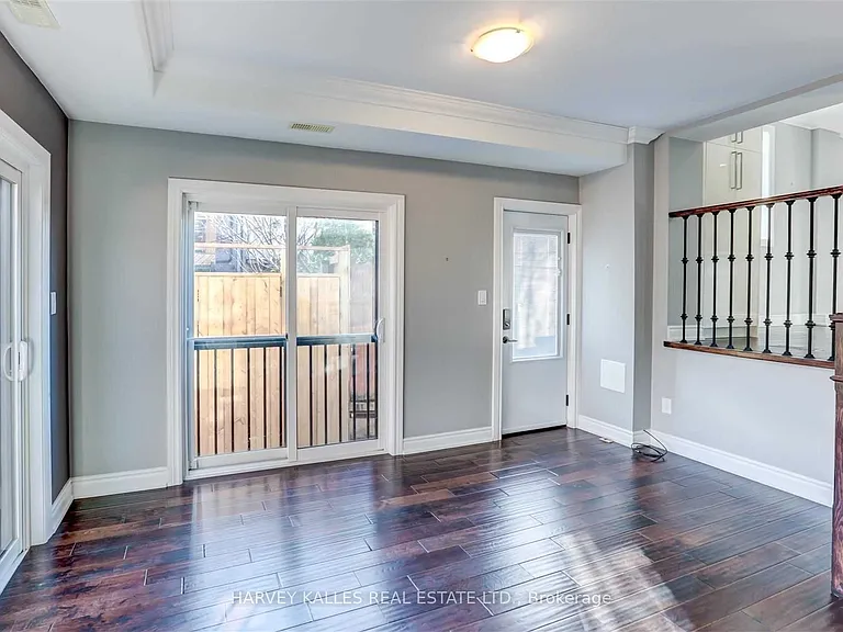 58 Sandford Ave — Photo 13