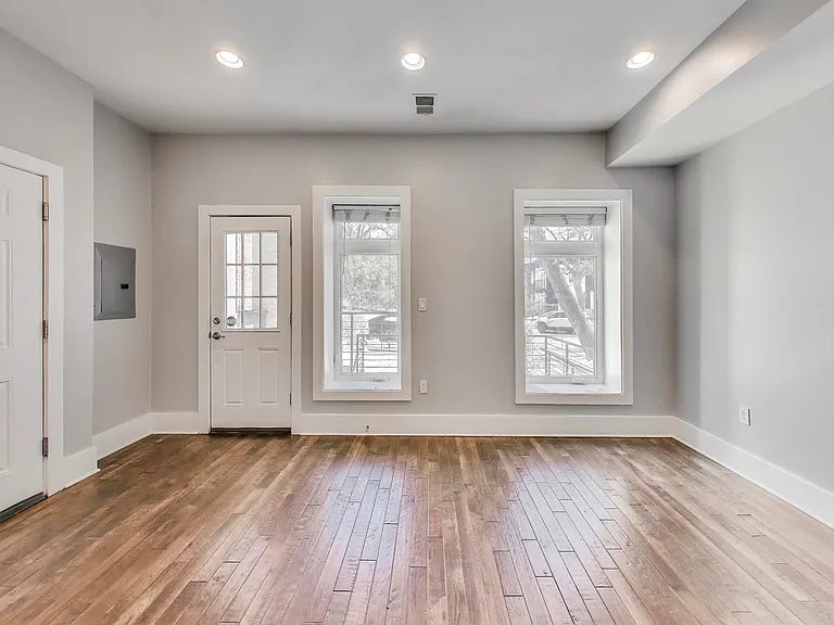 1220 19th St NE #2A — Photo 12