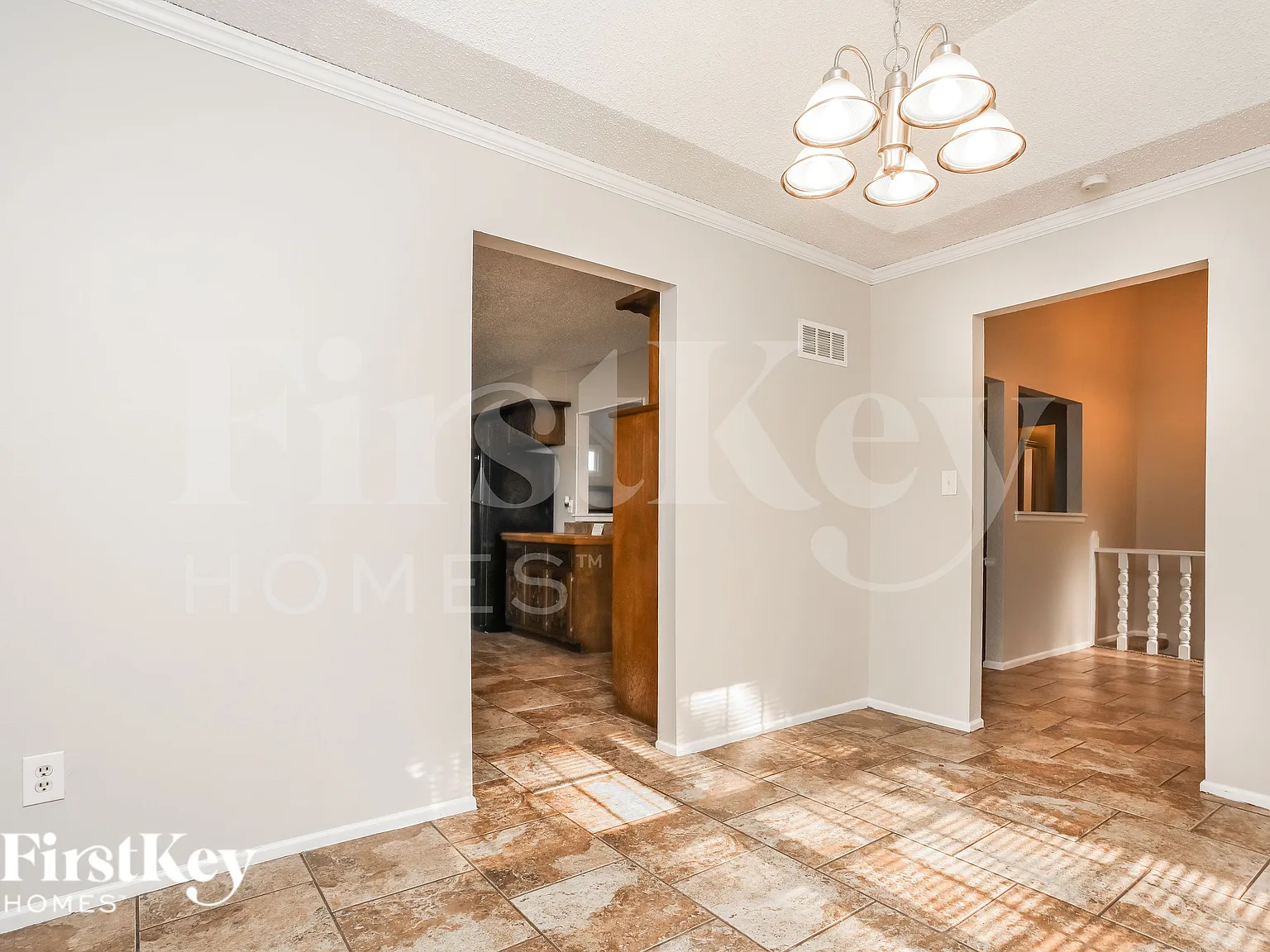 3 bed, 2.5 bath, 1544 sqft, $2,270 — Photo 4