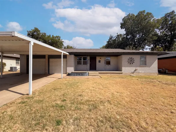 5421 Bonnie Wayne St, Haltom City, TX 76117