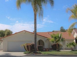 29333 Vacation Dr, Canyon Lake, CA 92587