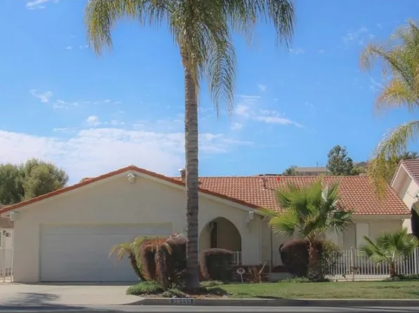 29333 Vacation Dr, Canyon Lake, CA 92587