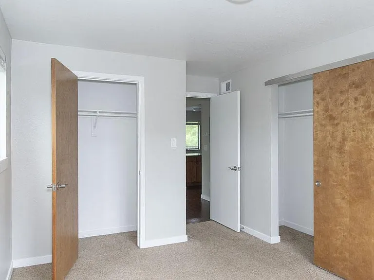 Mulberry Flats — Photo 25