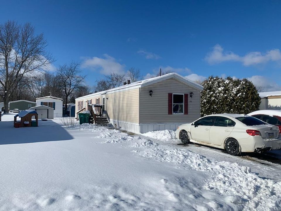 1st image of 28 Sharon Dr