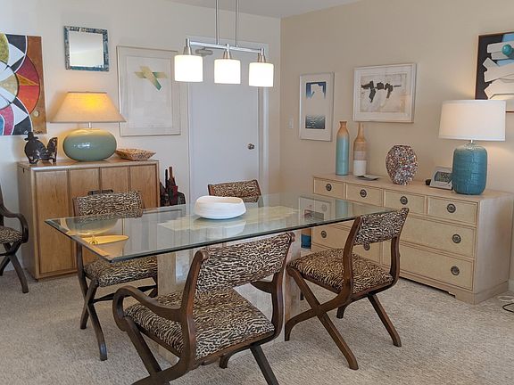 4th image of 2011 Gulf Shore Blvd N #43