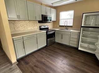 255 Highland Rd APT A, Tarpon Springs, FL 34689