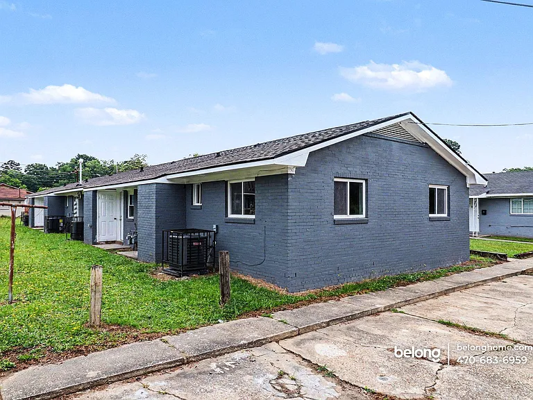 3213 Lee St #1 — Photo 12