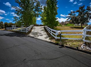 1324 Lorenzo Dr, Fallbrook, CA 92028