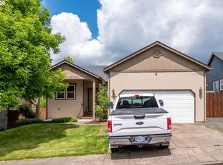 6026 Pebble Ct, Springfield, OR 97478