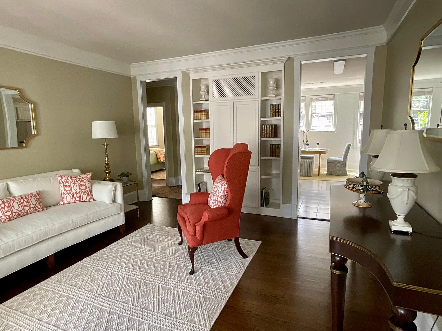 2 bed, 1008 sqft, $1,700 — Photo 4