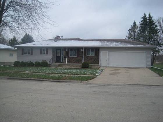 1st image of 1202 Country Meadows Dr