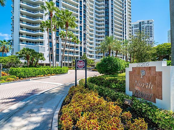 2nd image of 21205 Yacht Club Dr APT 3107