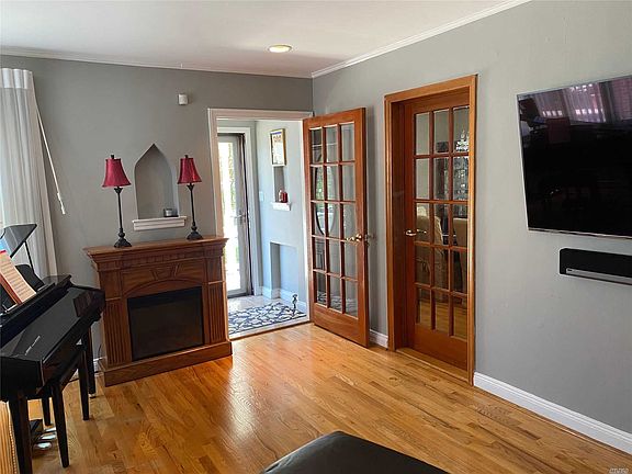 4th image of 118-44 232nd St