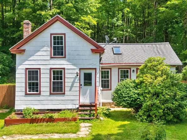 3186 Main St, Becket, MA 01223