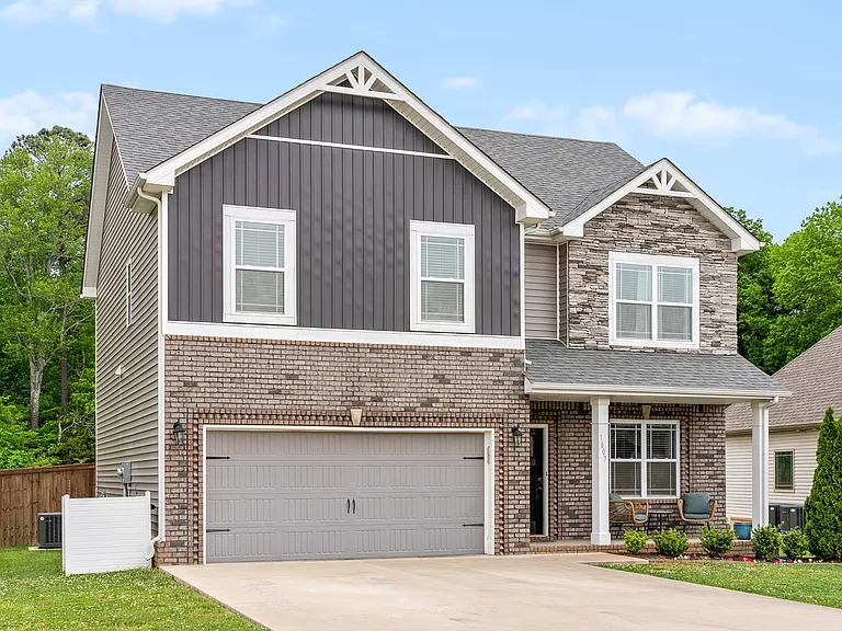 1607 Ellie Piper Cir — Photo 2