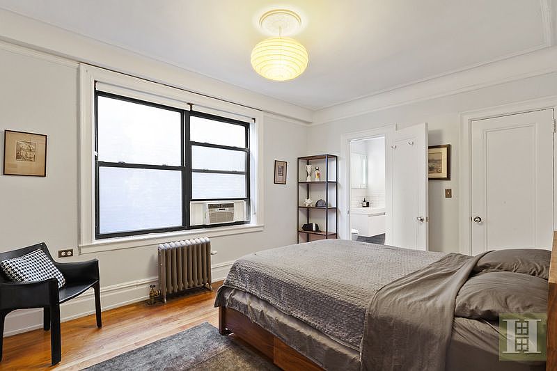 2nd image of 345 W 88th St APT 5F