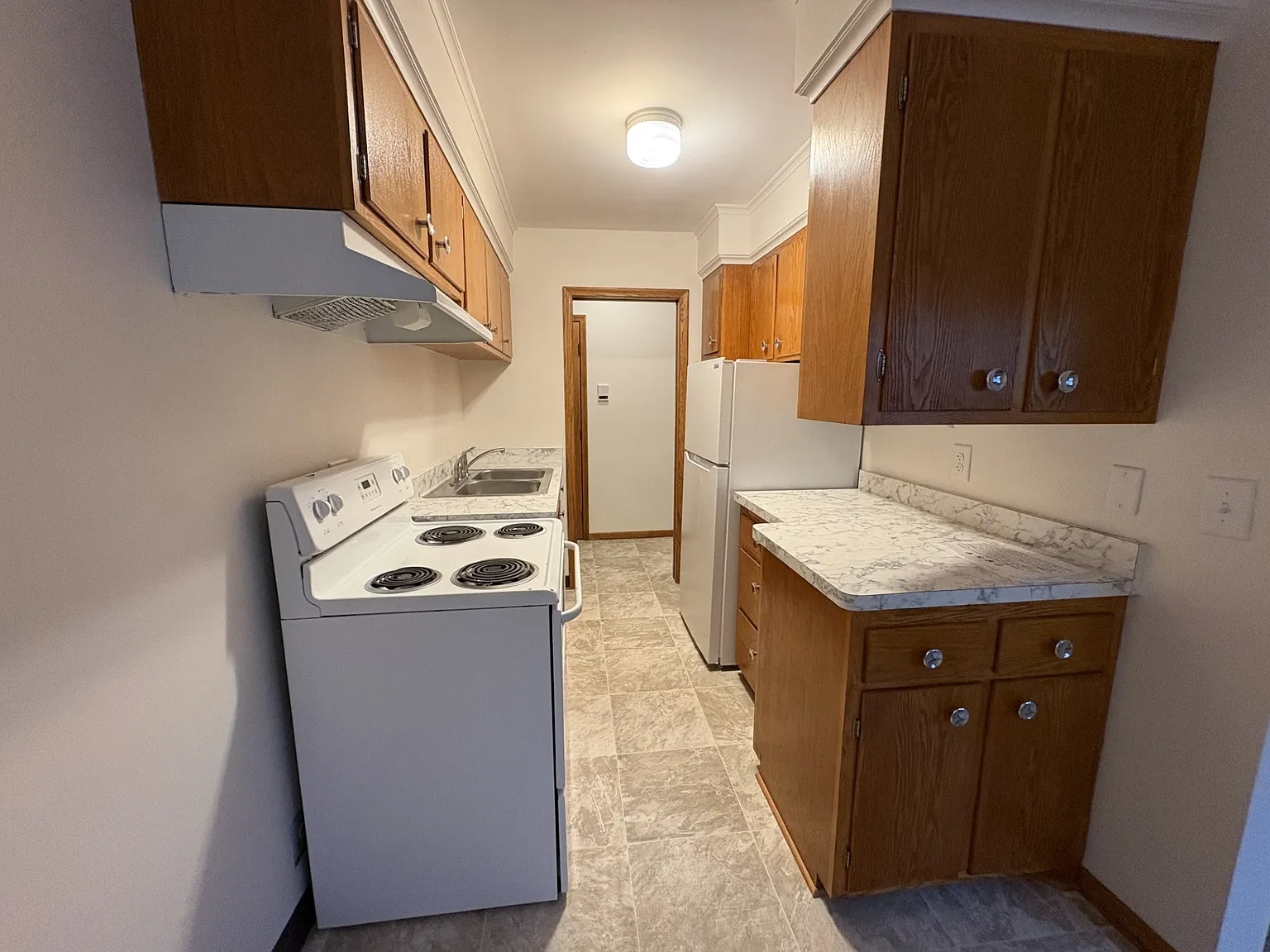 One Month Free! Remodeled One-Bedroom Richfield Apartment — Photo 3