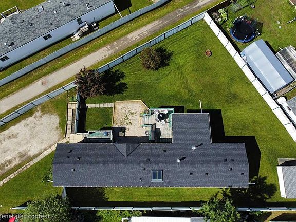 2nd image of 517 SW 9th St