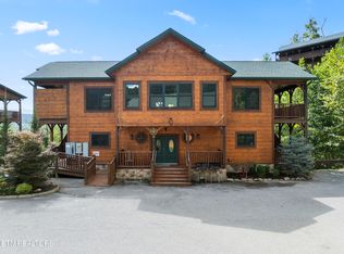 888 Great Smoky Way, Gatlinburg, TN 37738