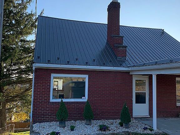  Brick front