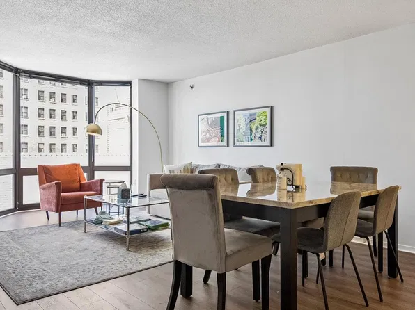 2018 Walnut 32 St #9K, Philadelphia, PA 19103