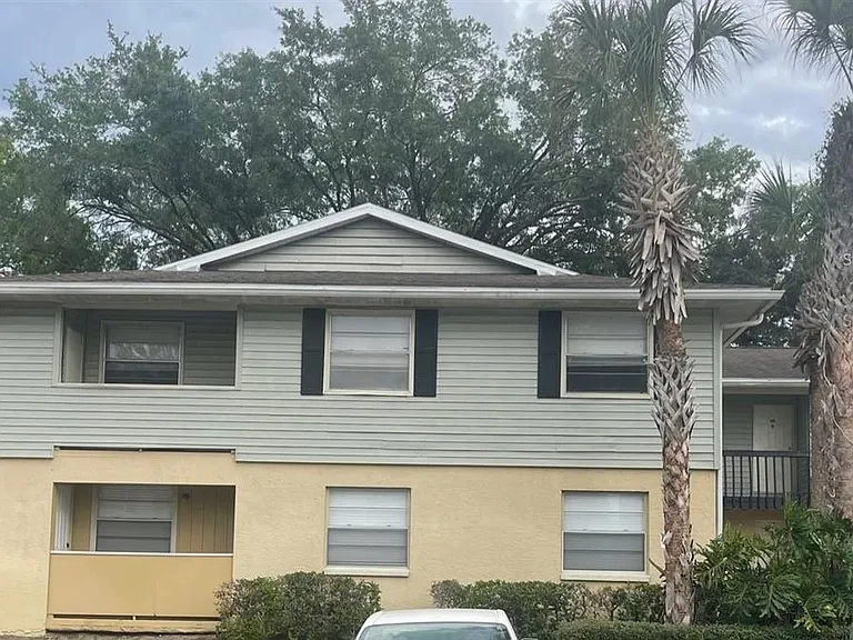 211 Thorn Tree Pl — Photo 2