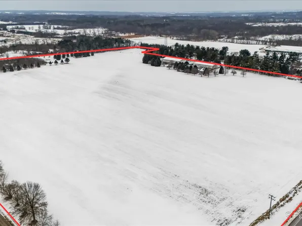 17905 State Route 173, Harvard, IL 60033