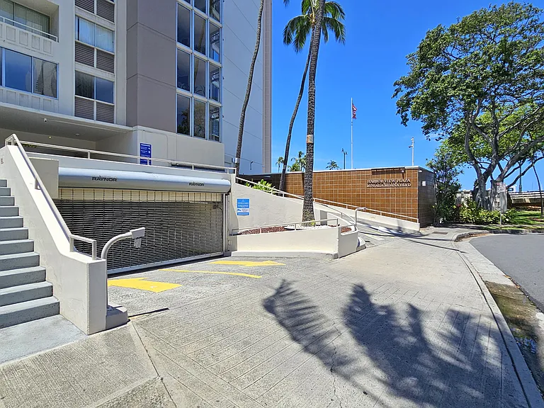 1676 Ala Moana Blvd #110 — Photo 27