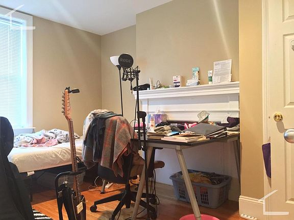 4th image of 73 Egmont St APT 3A