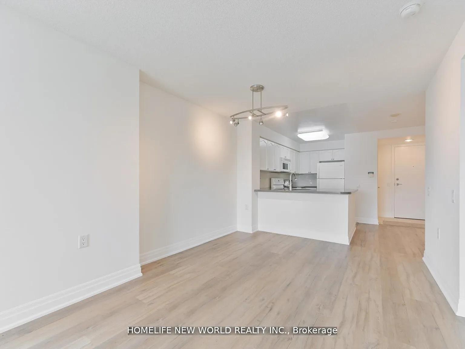 2 bed, $2,500 — Photo 2