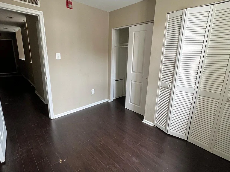 4713 Chestnut St #1-B — Photo 9