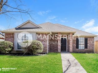 6904 Black Wing Dr, Fort Worth, TX 76137
