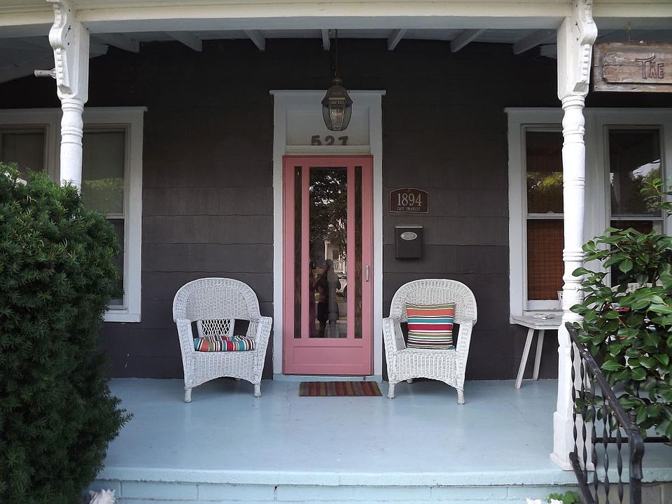 Great front porch