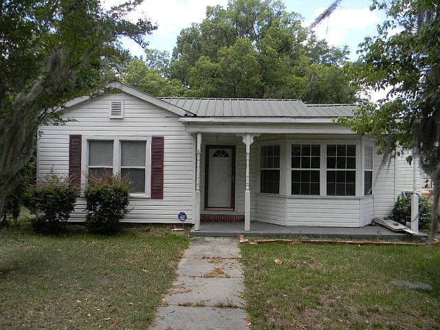 1st image of 608 S Hutchinson Ave