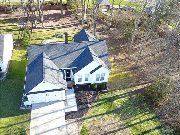 2nd image of 4433 Beauvista Dr