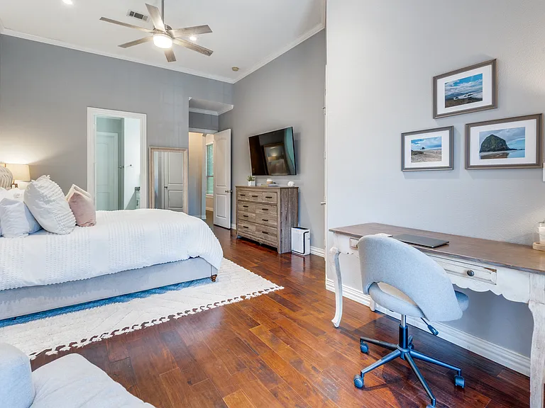 2608 N Garrett Ave #B — Photo 13