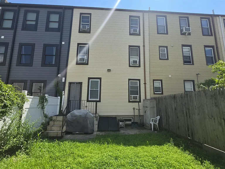 77 Colgate St #1 — Photo 13