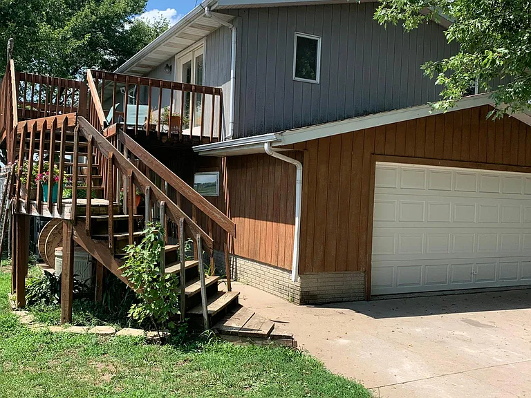 3094 C Avenue Ext — Photo 1