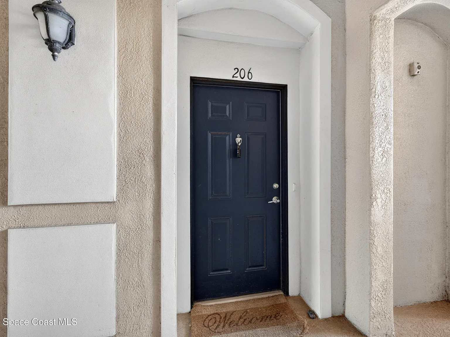 3 bed, 2.0 bath, 1247 sqft, $1,995 — Photo 2