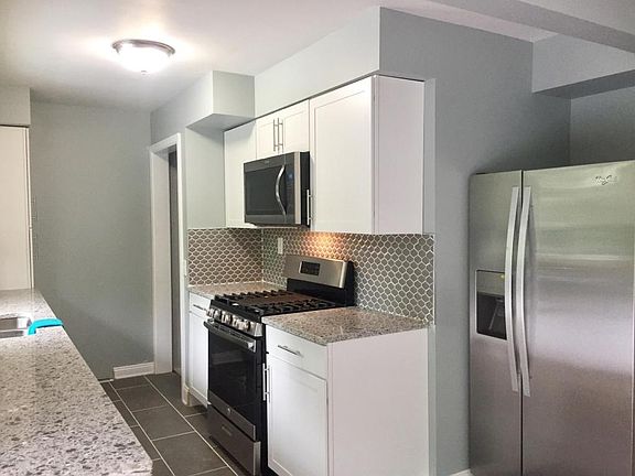4th image of 4110 Norman Dr SE