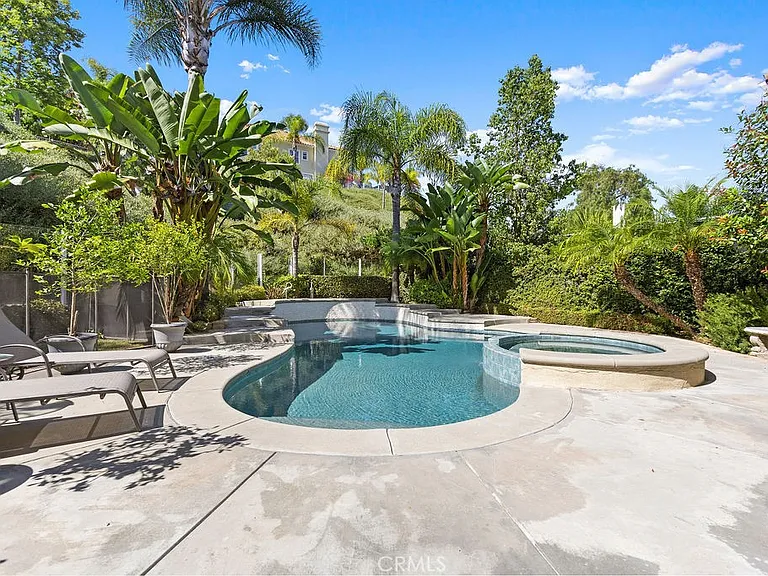 25785 Middle Ridge Ln — Photo 33