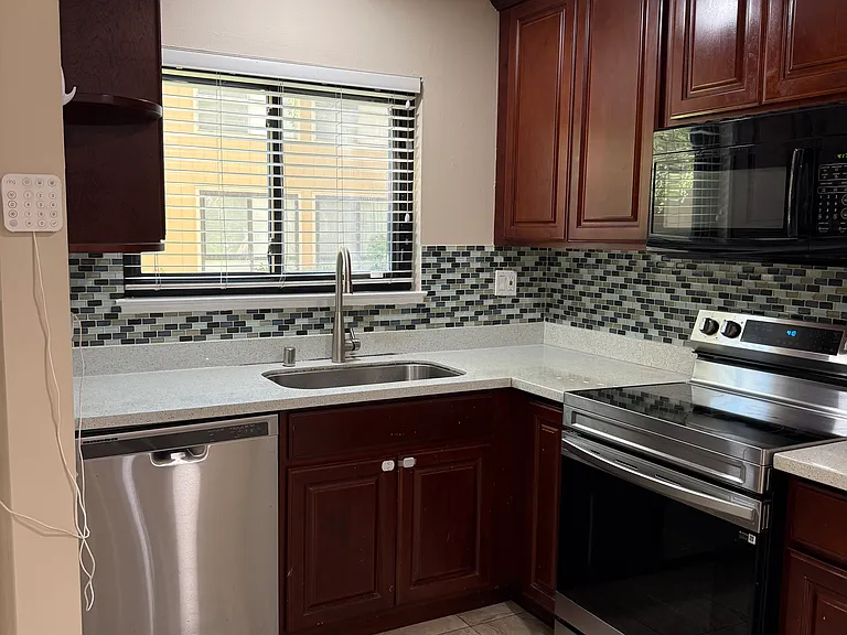 9005 Alcosta Blvd #196 — Photo 5