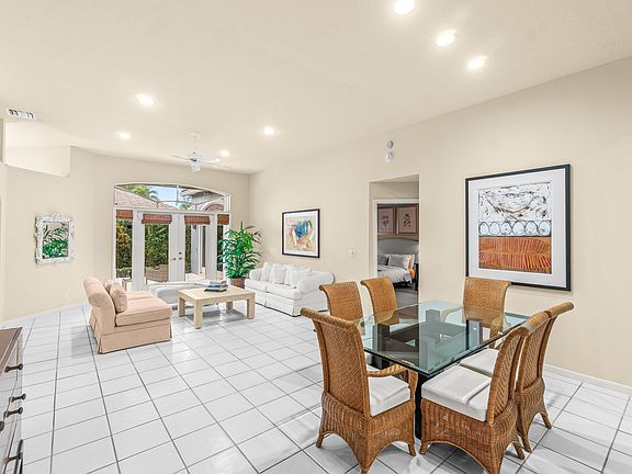 4th image of 23298 Torre Circle