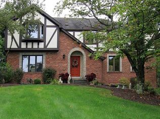 102 Spruce Dr, Mcmurray, PA 15317